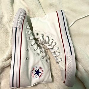 BRAND NEW White High Top Converse Women’s 9.5 Men’s 7.5